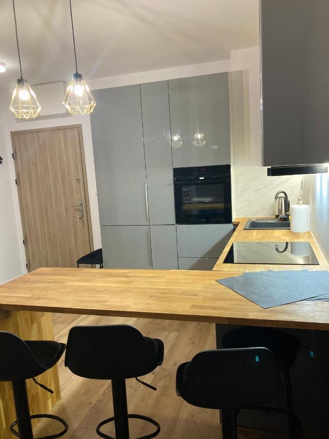 Nowy Apartament 슈비노우이스쳬 외부 사진