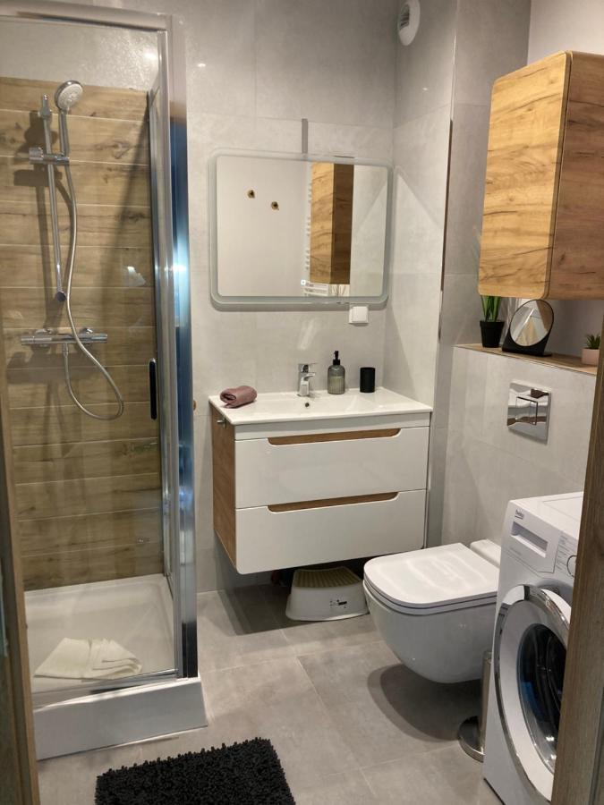 Nowy Apartament 슈비노우이스쳬 외부 사진