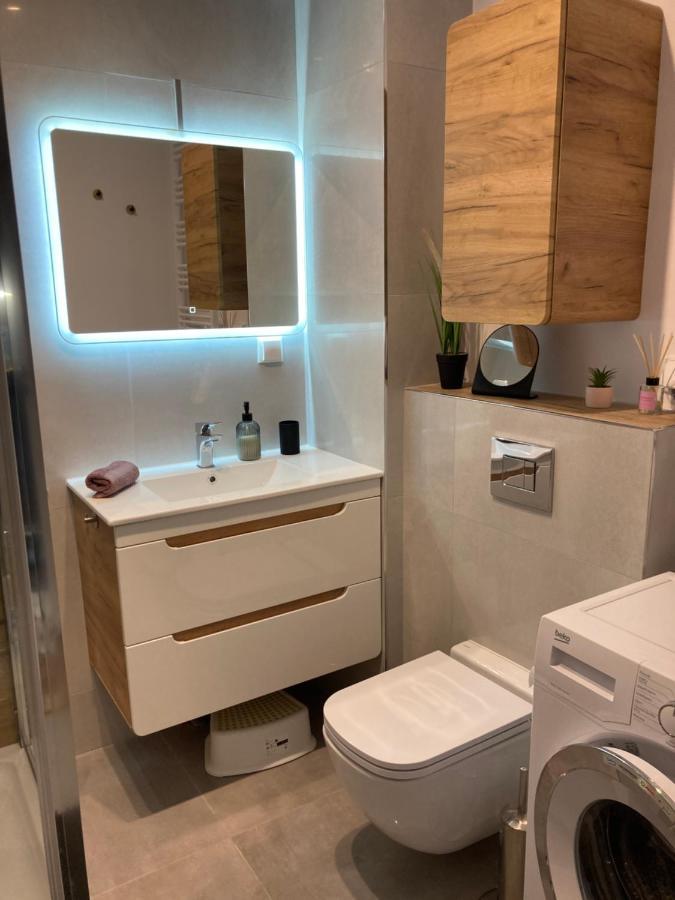 Nowy Apartament 슈비노우이스쳬 외부 사진